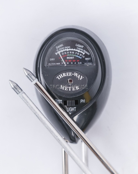 Прибор для измерения влажности почвы, черный (круглый)