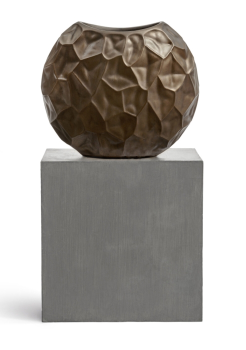 Кашпо-ваза TREEZ Эффектори Металл Плоская сфера Дизайн Крампл Чернёная бронза дл-58,ш-28,в-52 см 1/1